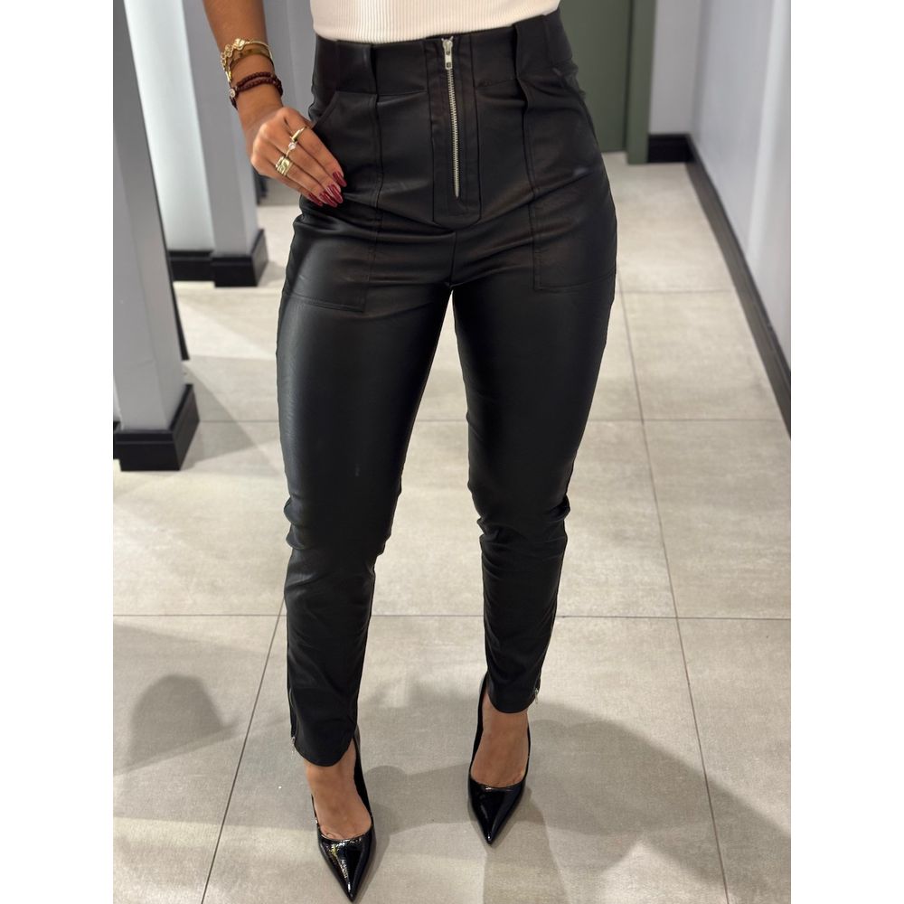 CALÇA ELISA FLANELADA PRETO