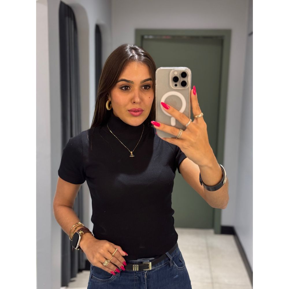 BABY LOOK GOLA PRETO