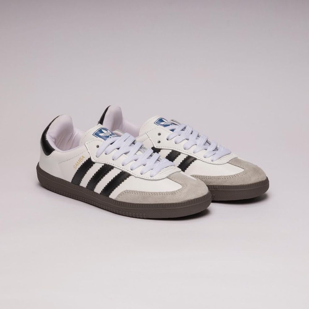 TENIS SAMBA BRANCO E PRETO