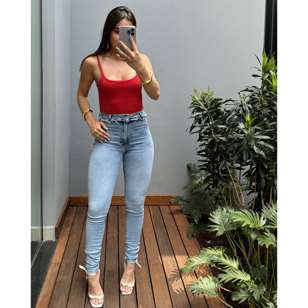 CALÇA JEANS SKINNY CÓS DESFIADO CRMN JEANS LAVAGEM CLARA