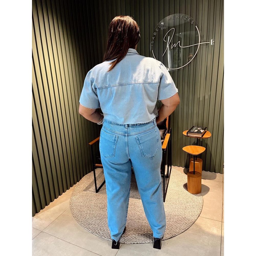 CALÇA MOM JEANS PLUS SIZE JEANS | ISABELA MENEZES