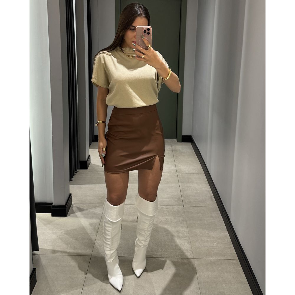SAIA COURINO COM FENDA MARROM