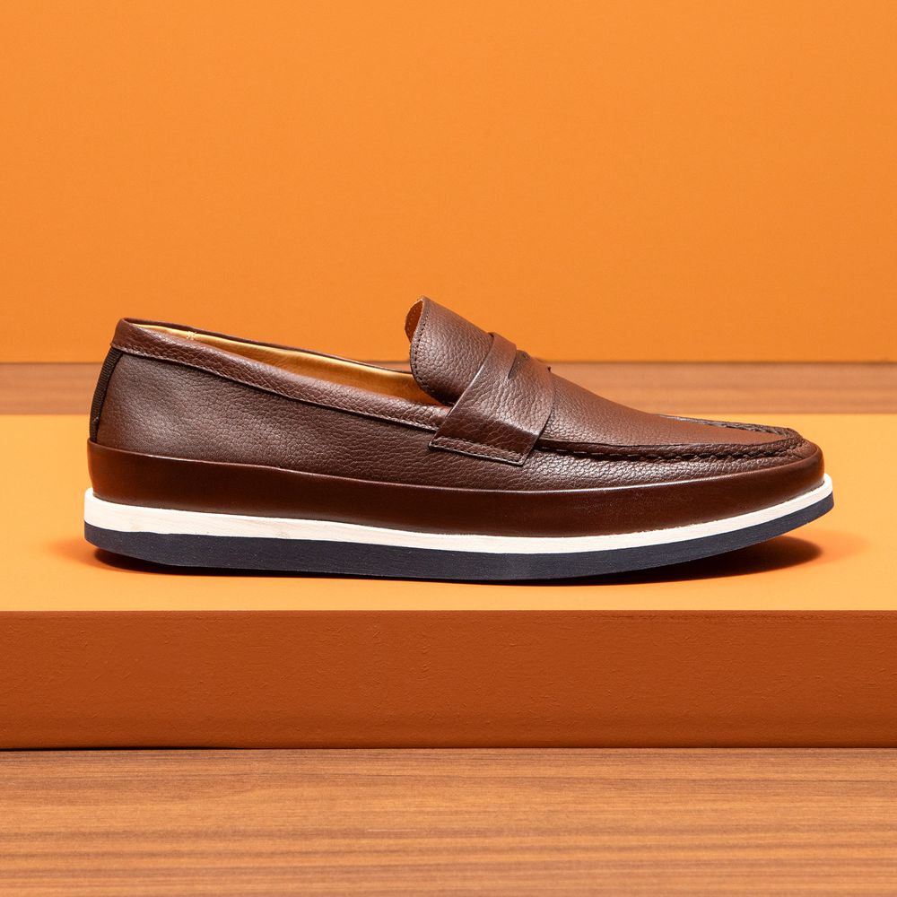 Sapato Casual Masculino de Couro Pinhão