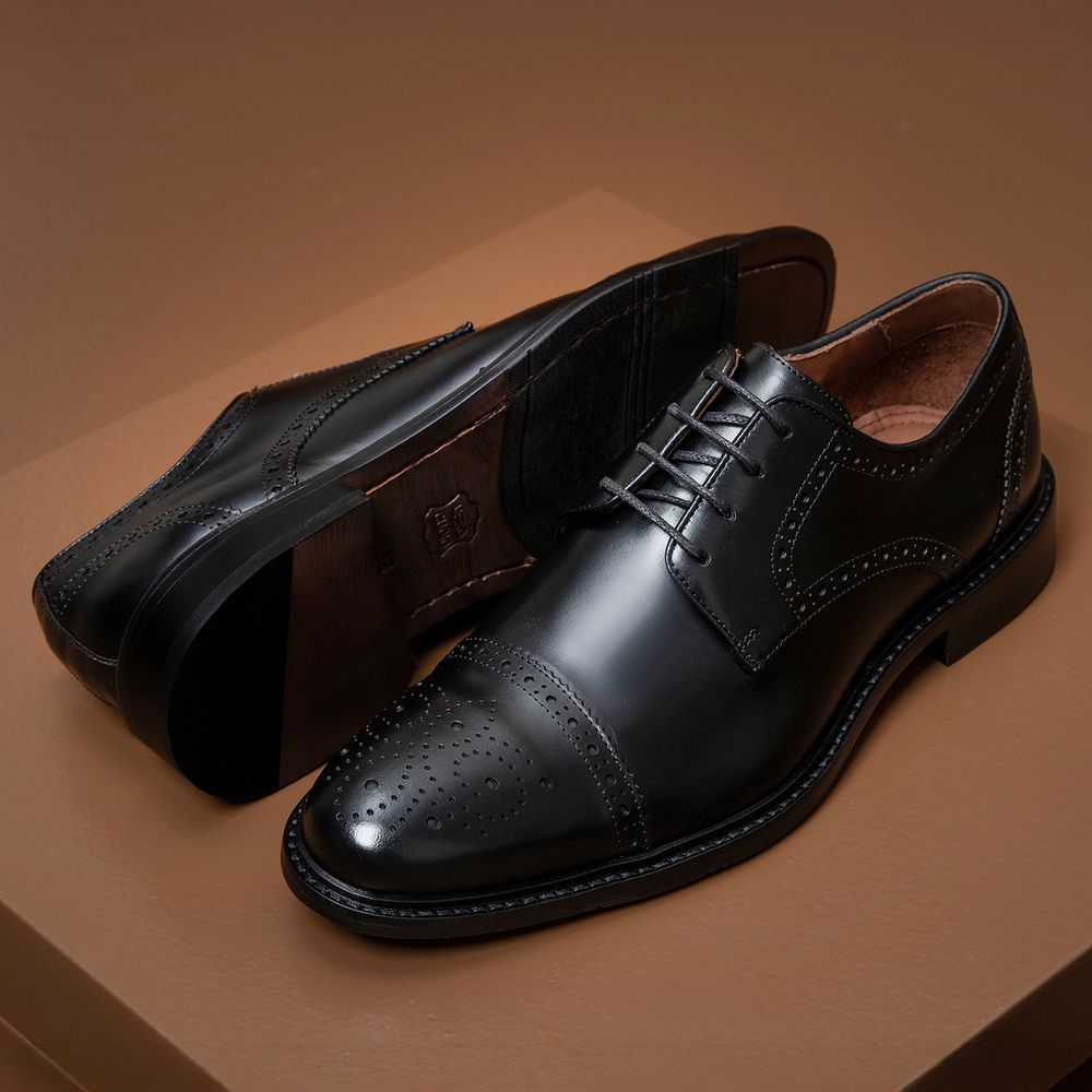 Sapato Derby Brogue Treviso Preto | JACOMETTI