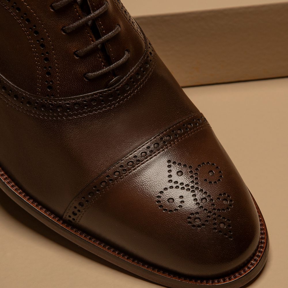 Sapato Oxford Brogue Salvatore Mouro