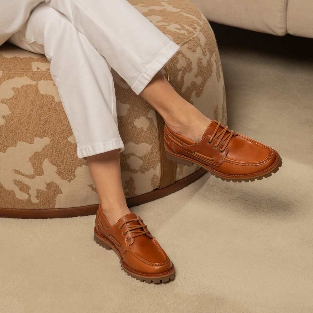 Mocassim Náutico Feminino Couro Whisky