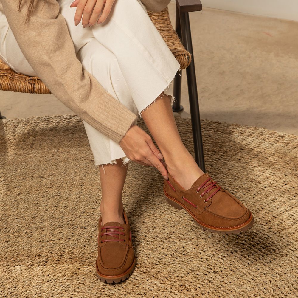 Mocassim Náutico Feminino Couro Suede Castanho