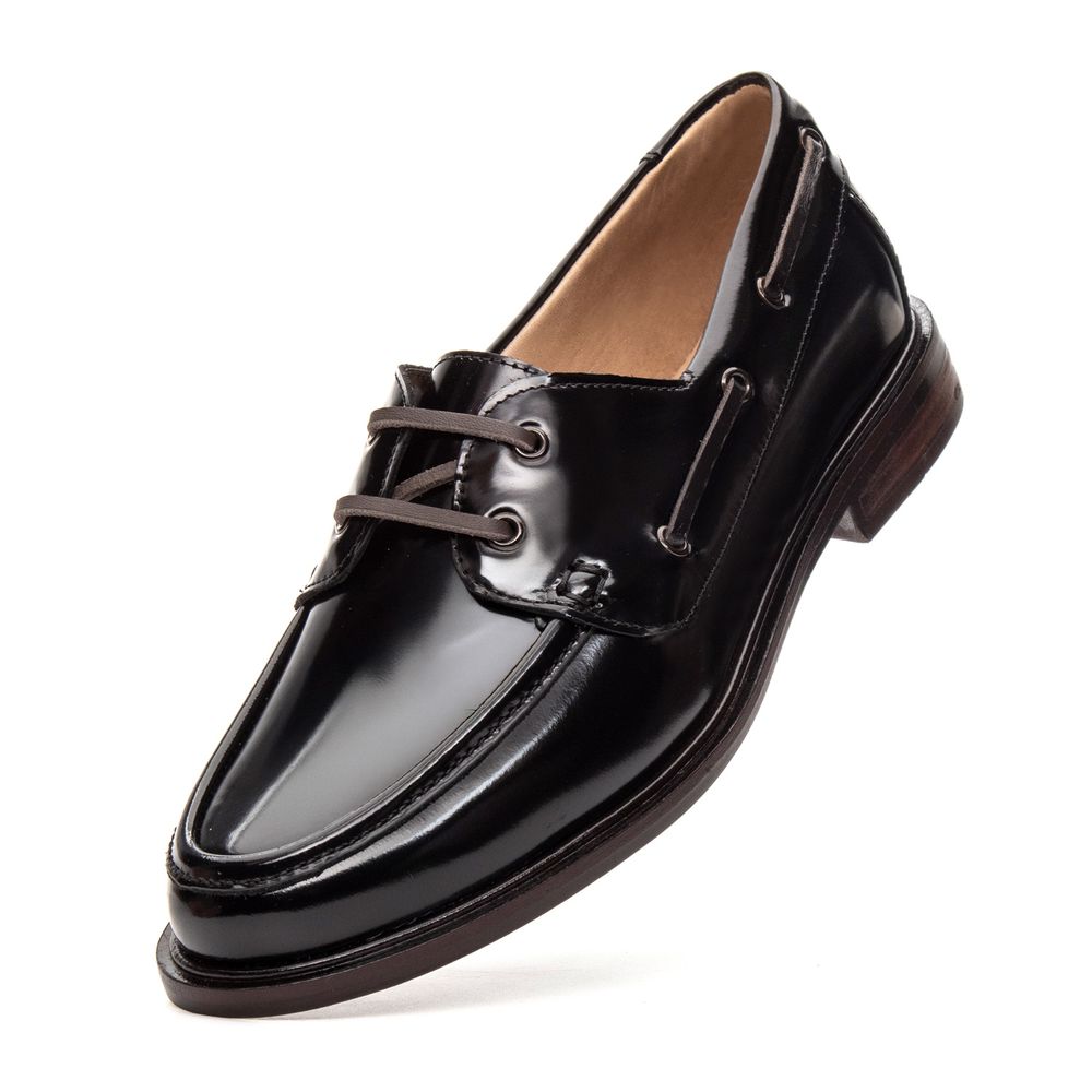 Mocassim Náutico Feminino Boboli Couro Box Preto com Solado de Couro