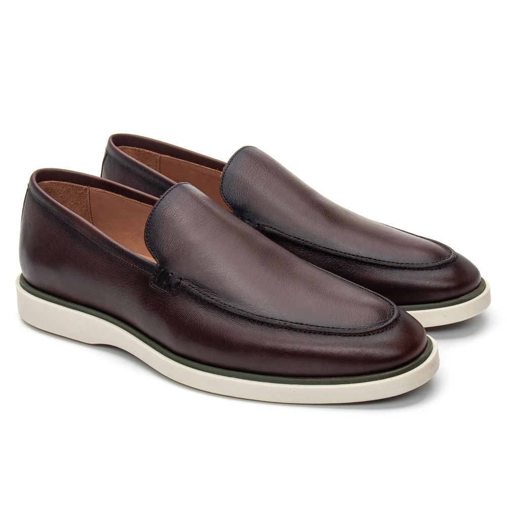 Mocassim de Couro Café Solado de Borracha