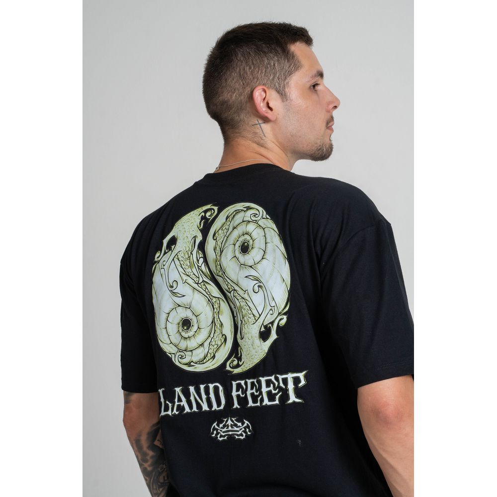 Camiseta Estampada Landfeet Preto Tema Yin Yang