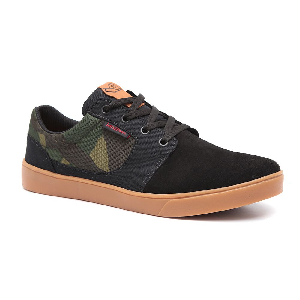 TÊNIS SKATE LION PRETO COM CAMUFLADO - LANDFEET