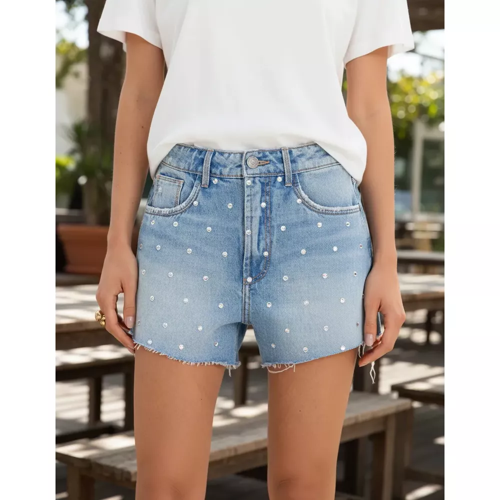 SHORT JEANS COM APLICAÇÕES - Le Preppy