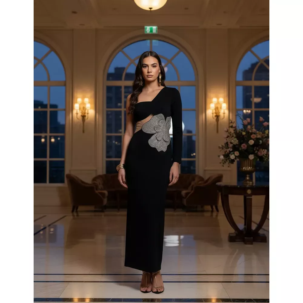 VESTIDO MIDI PRETO COM BRILHO - Le Preppy