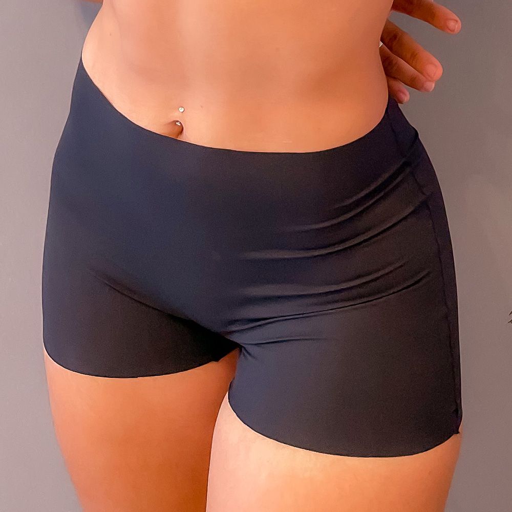 Short Nair