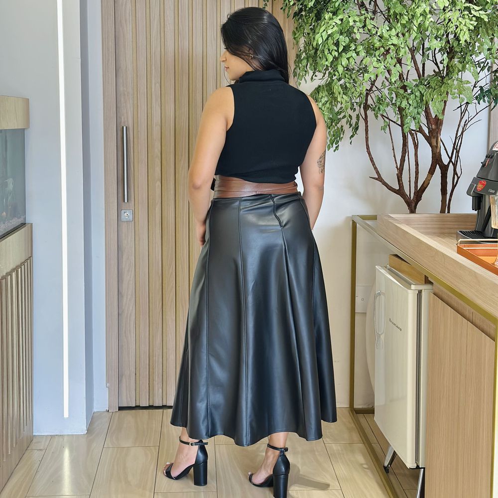 Saia Thaís Preto