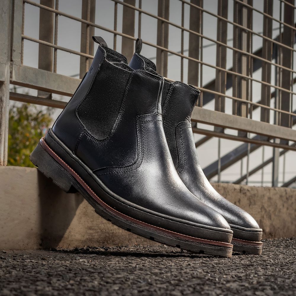 Bota Botina Masculino Chelsea Londres em Couro - Preto | Calçados Laroche