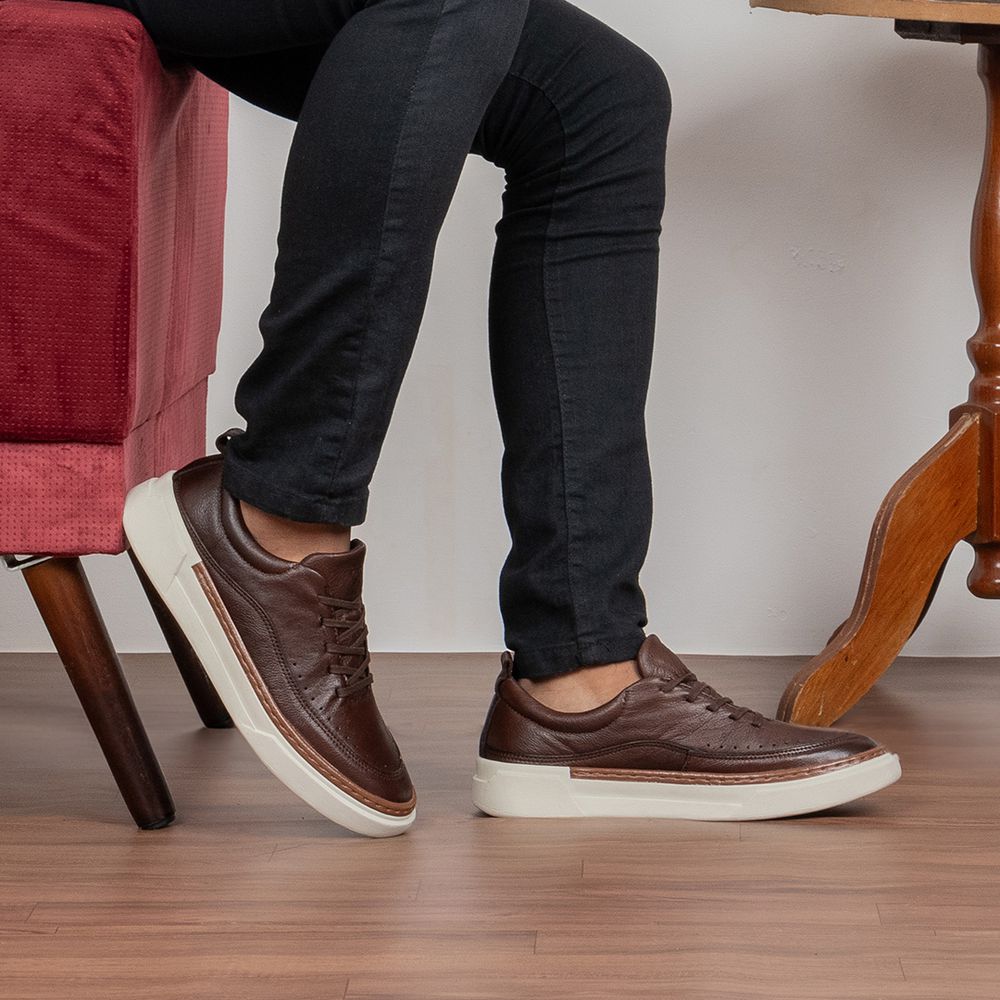 Sapatenis Casual Masculino Titanium em Couro - Café | Calçados Laroche