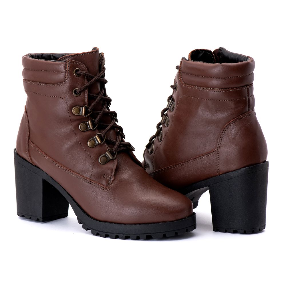 Bota Feminina Quebec Greta Pinhão