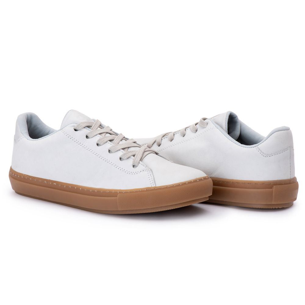 Tenis Quebec Fitch Gelo em Couro