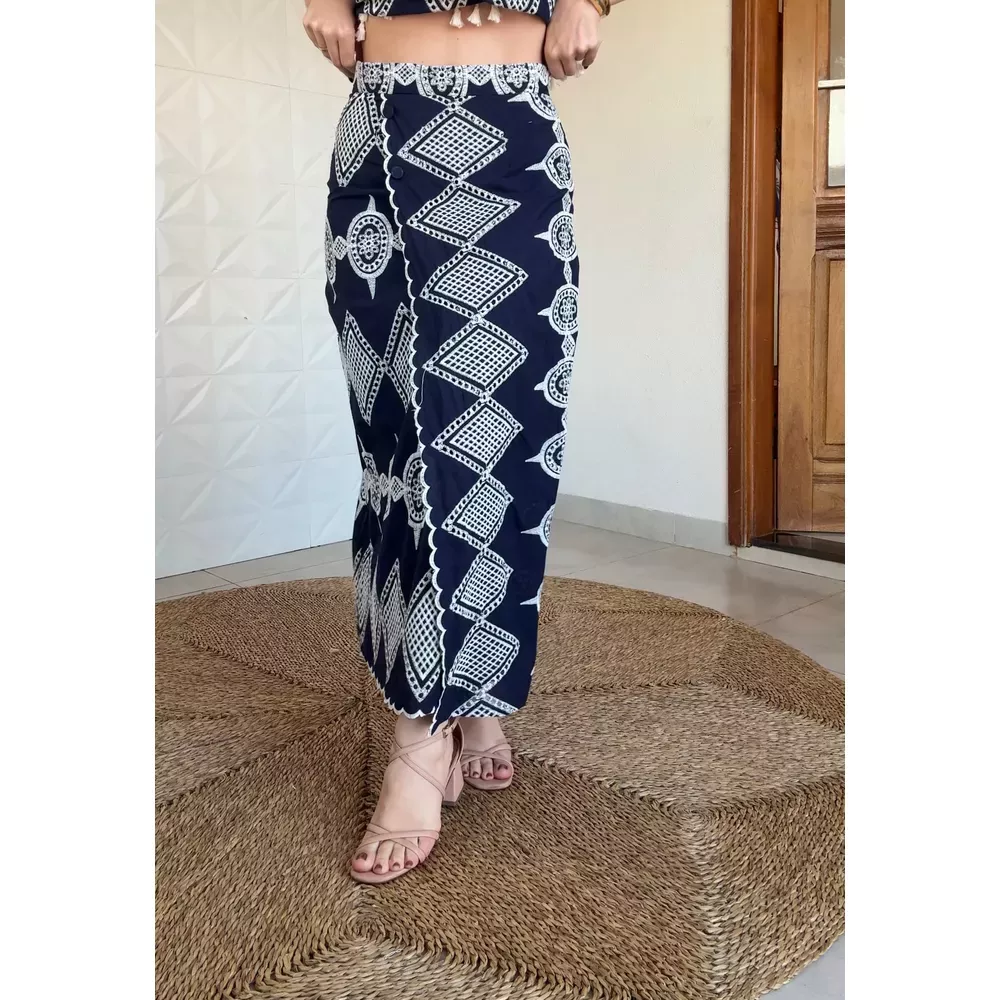 Saia Bordada Nicole Azul Marinho