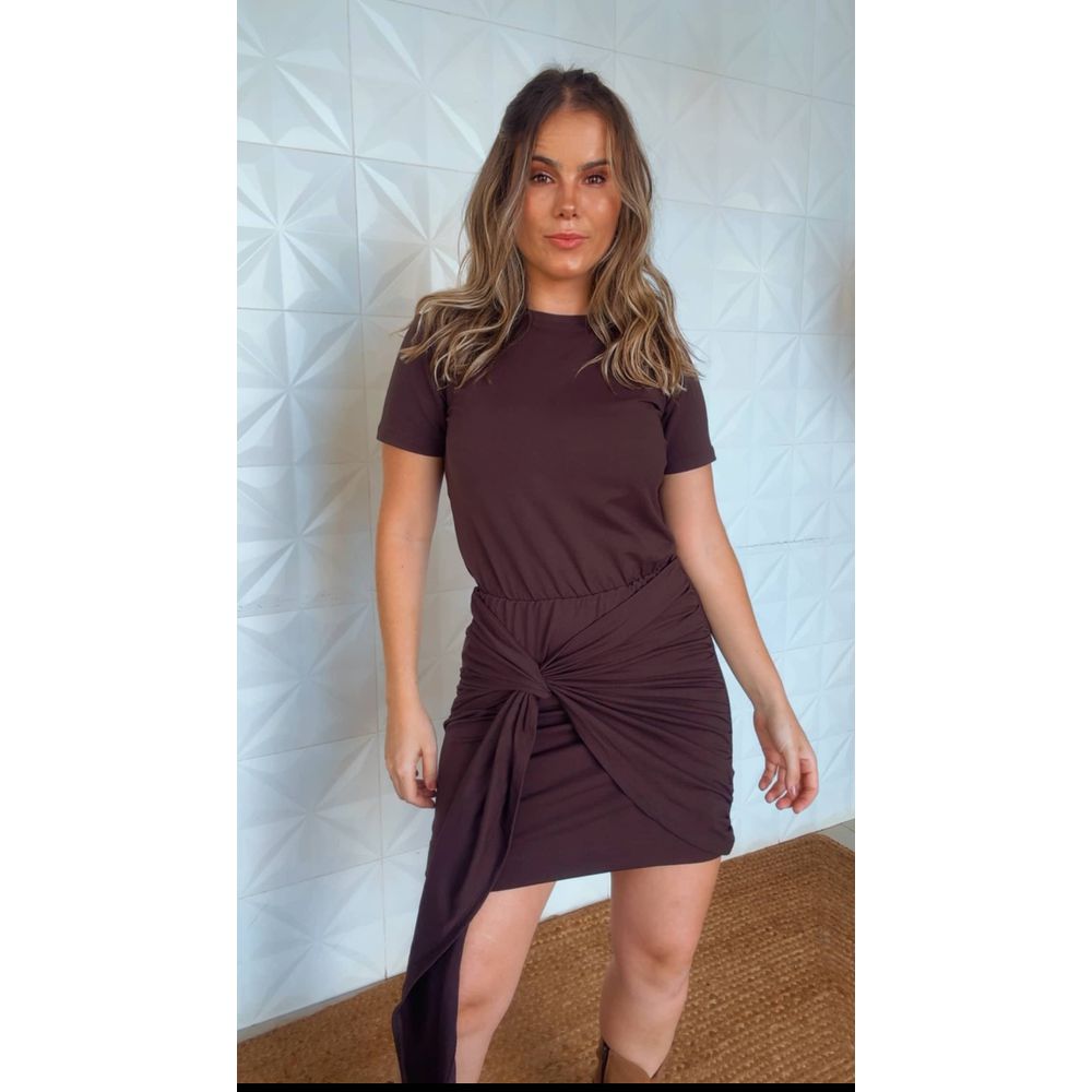 Vestido Curto Taís Marrom
