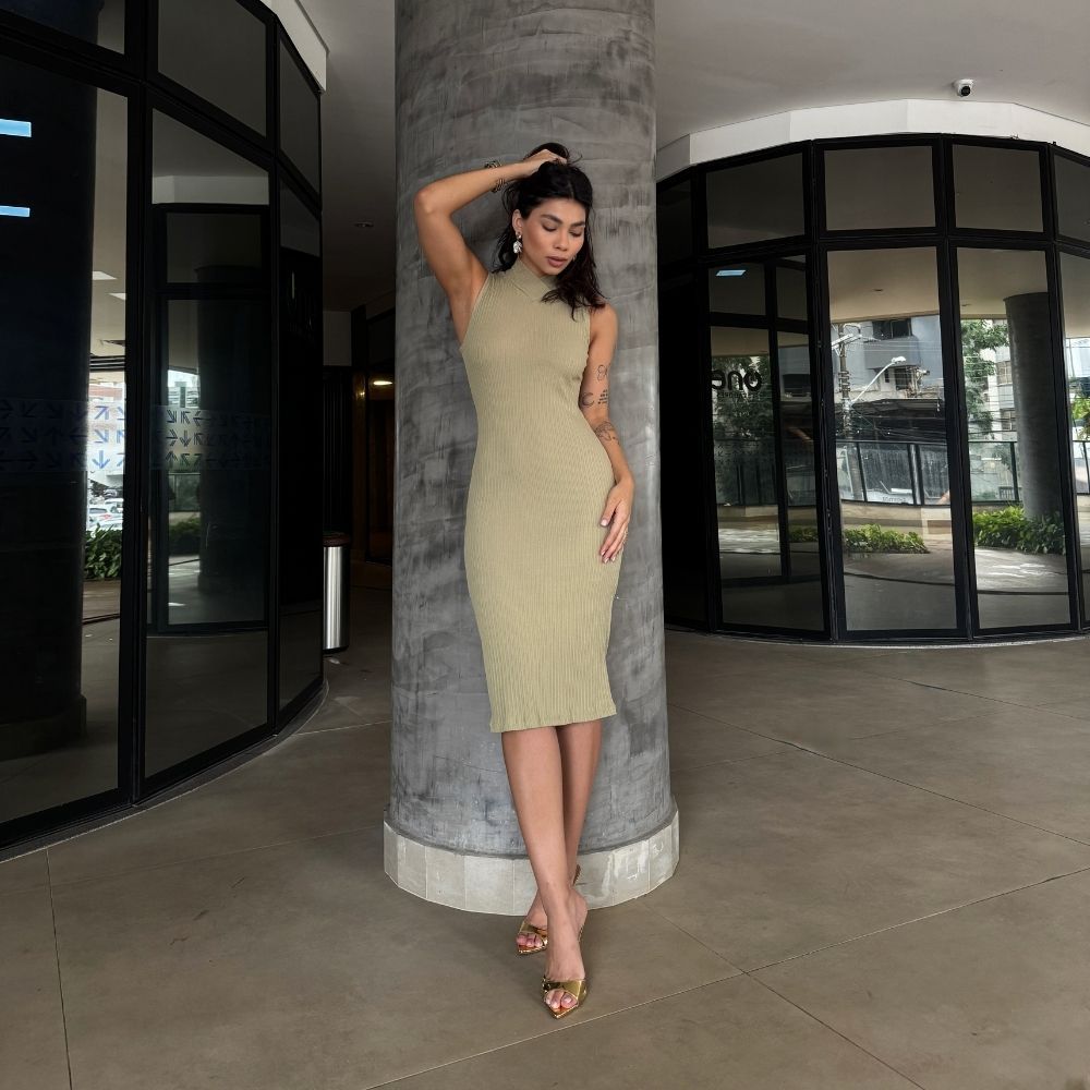 Vestido cavado gola alta verde - Maranata Moda Feminina