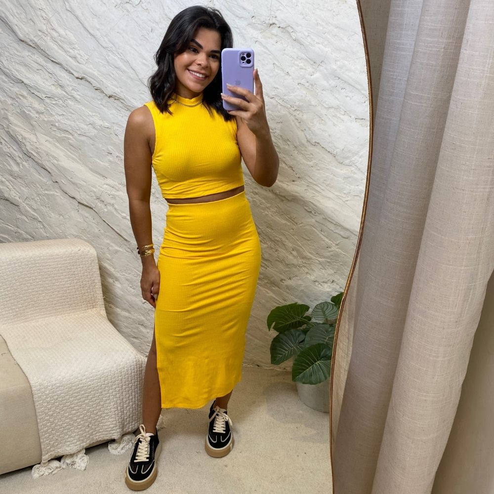 conjunto cropped saia amarelo - Maranata Moda Feminina