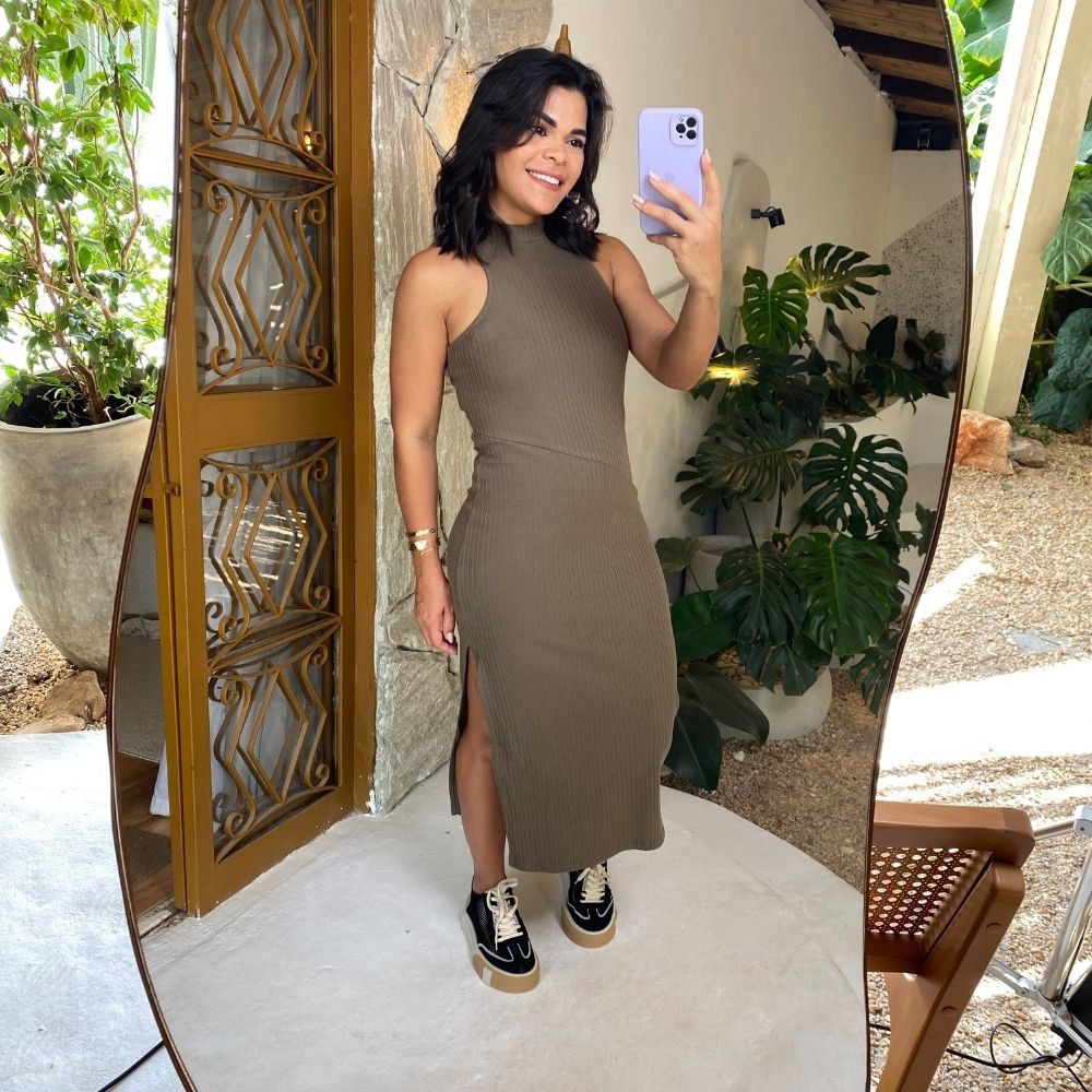 Vestido mid com recorte kaqui - Maranata Moda Feminina