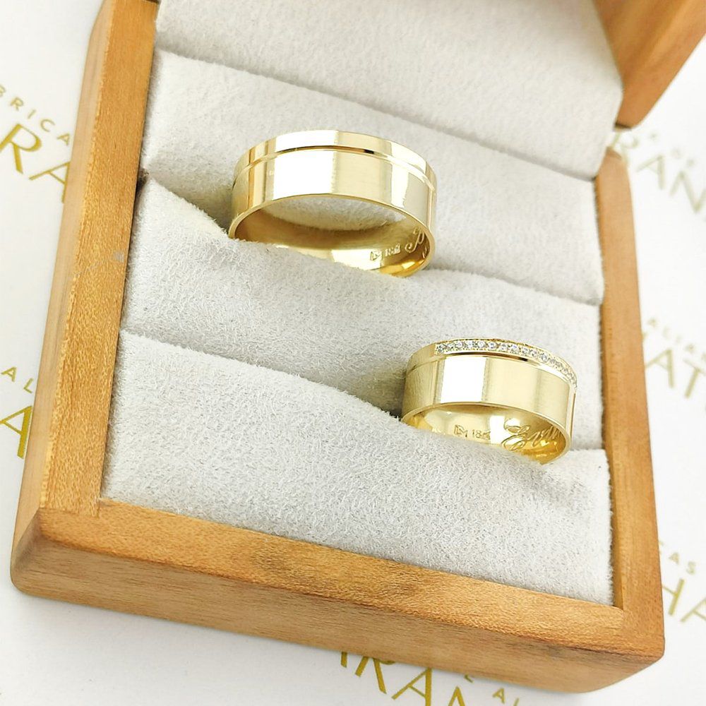 Alianças Em Ouro 18k Otawa 8mm Polida Reta