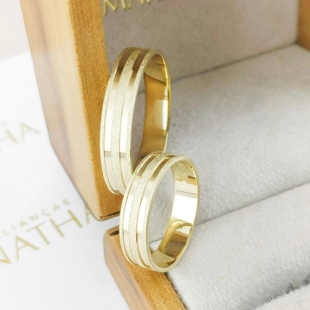 Alianças Em Ouro 18k Romênia 5mm Fosco Diamantado Reta