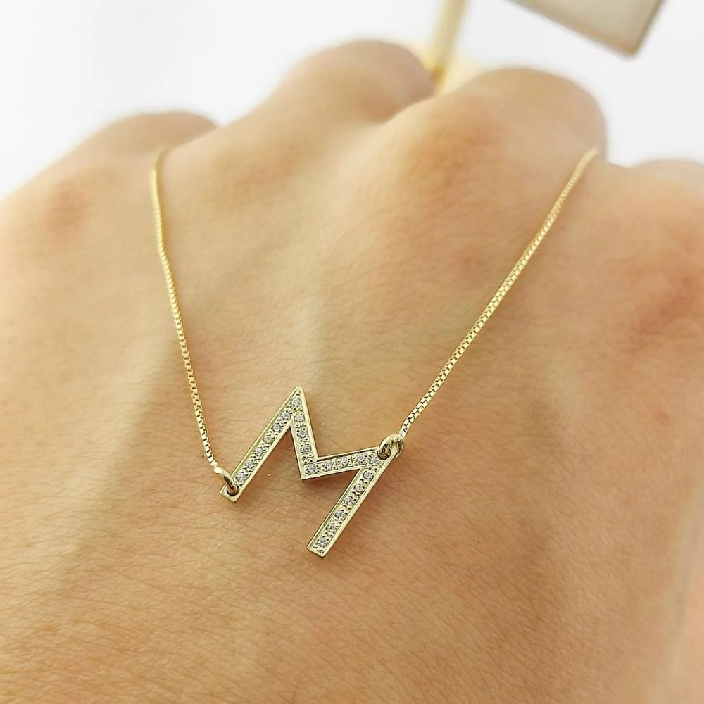 Conjunto Corrente e Pingente Letra Cravejada Em Ouro 18k