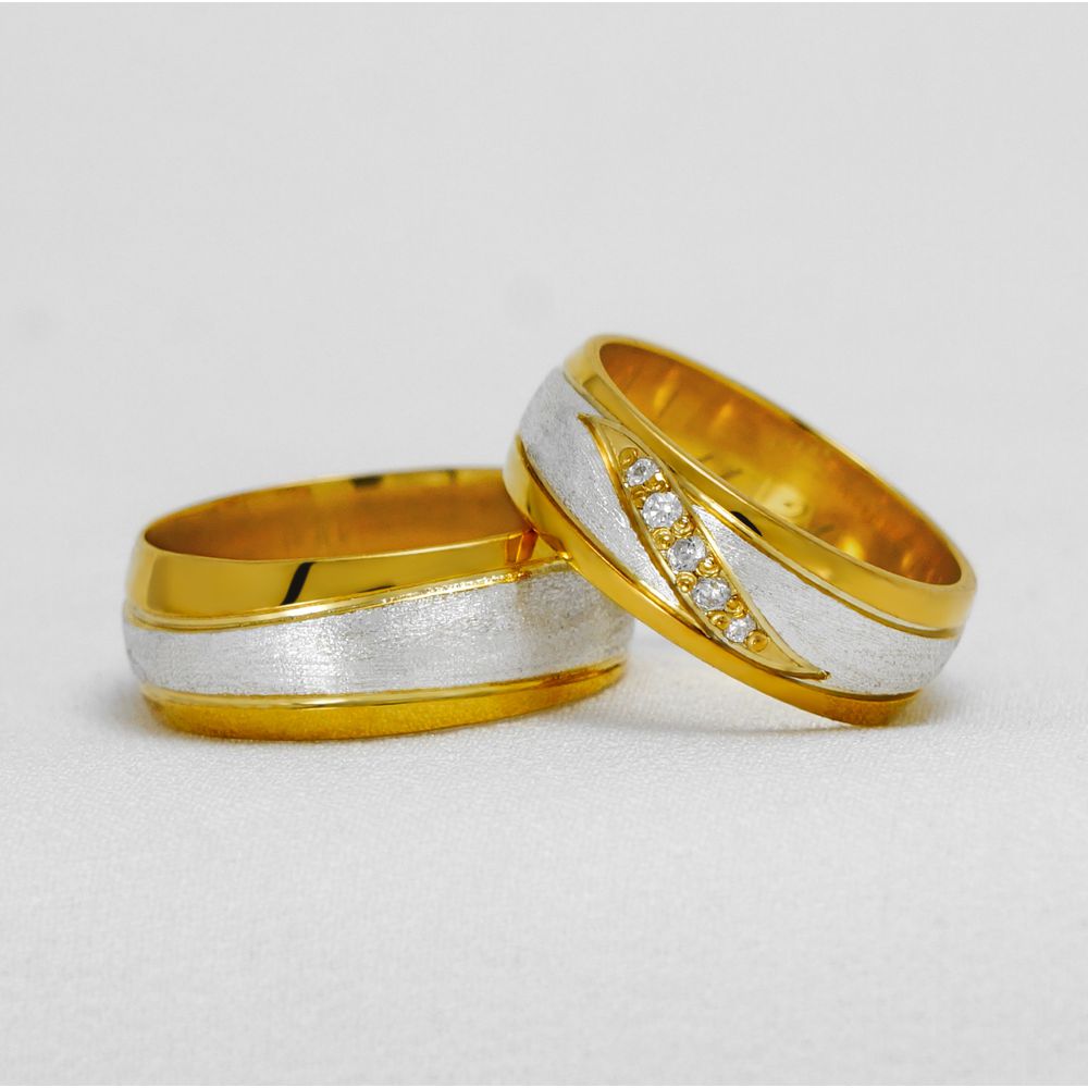 Par de Aliança de Casamento em Ouro 18k ou 14k com banho de rodium Charm and Shine - Par