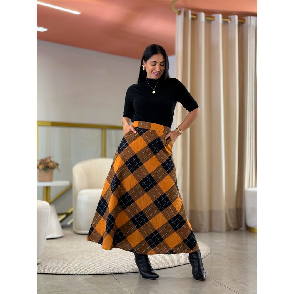Saia Julia Laranja E Preto