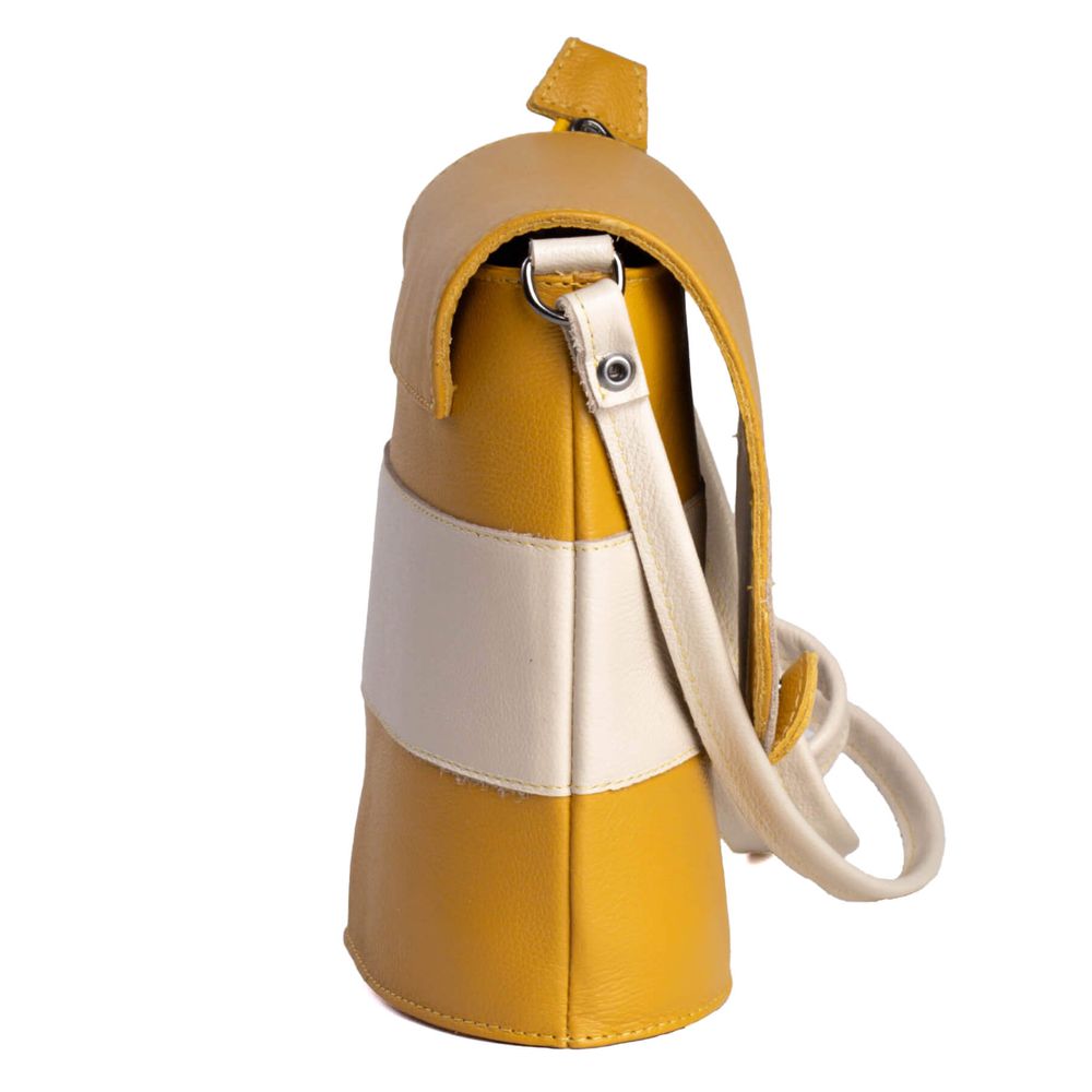 Bolsa RetrÔ - LEVEZA - Mostarda E Off White