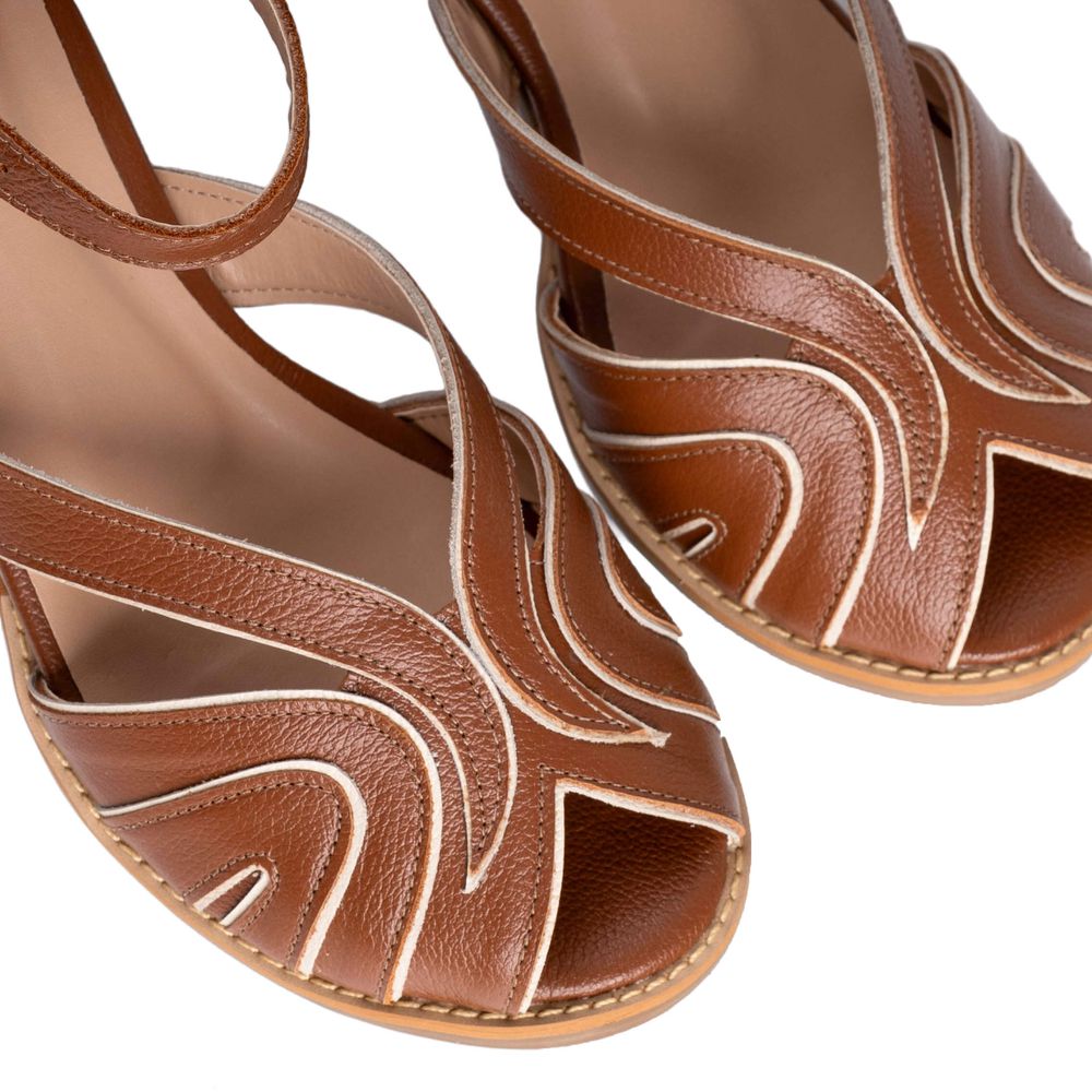 Sandália Peep Toe - POÉTICA - Chocolate - 601.55