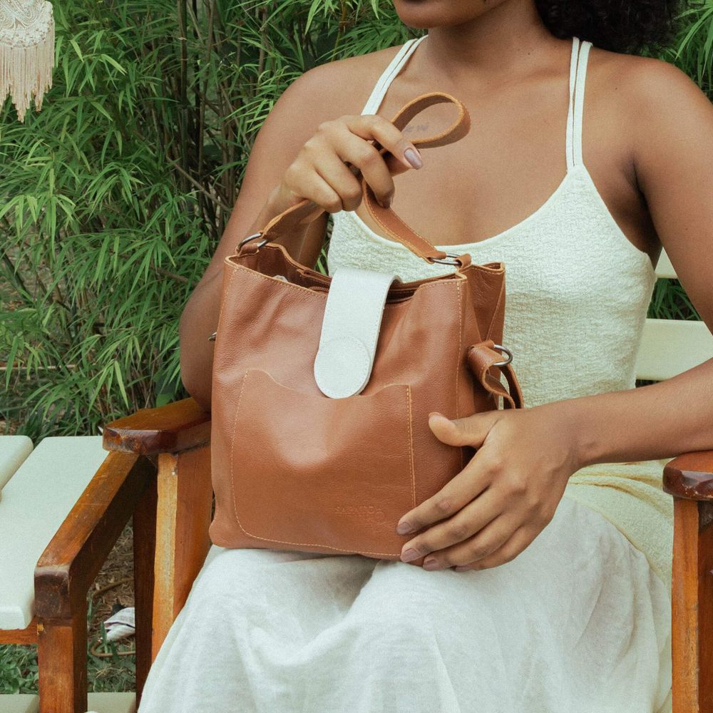 Bolsa RetrÔ - Chocolate e Off White - VERBENA 