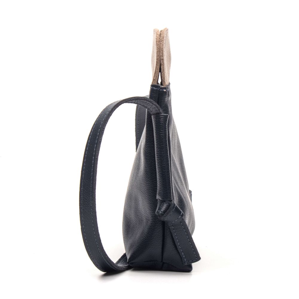 Bolsa RetrÔ - Marinho e Off Whiite - LIBERDADE