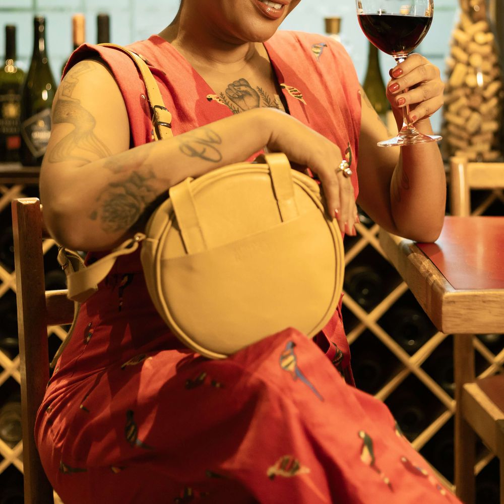 Bolsa RetrÔ - Mostarda - DELICADEZA
