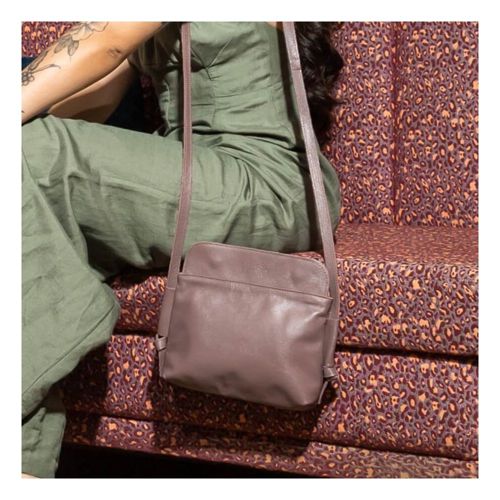 Bolsa RetrÔ - Mousse - LIBERDADE