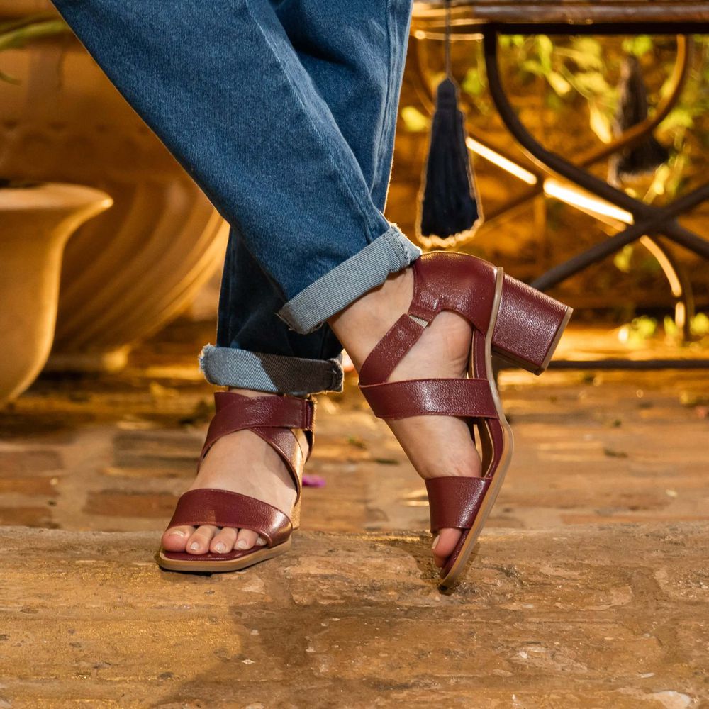 Sandália MILÃO RetrÔ - Chilli