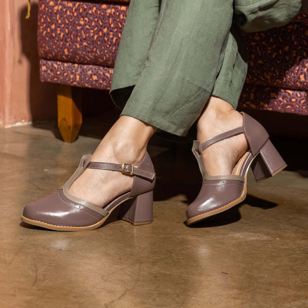 Sapato Boneca RetrÔ - Mousse e Fendi - CAMINHO