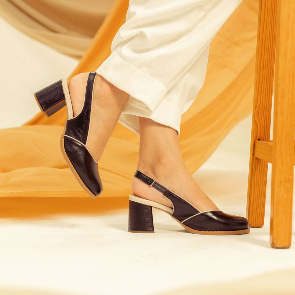 Sapato Boneca RetrÔ - Preto e Off White - ALÉM