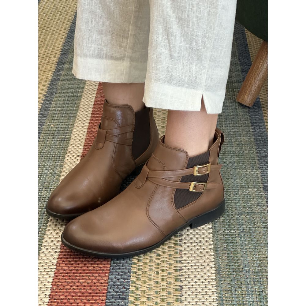HAVANNA - BOTA FEMININA BICO REDONDO CARAMELO - 00... - SEVEN FOR YOU