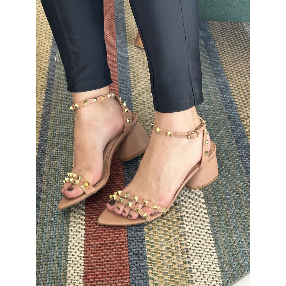 DEBORA - SANDALIA FEMININA SALTO BLOCO 6CM SPIKE N... - SEVEN FOR YOU