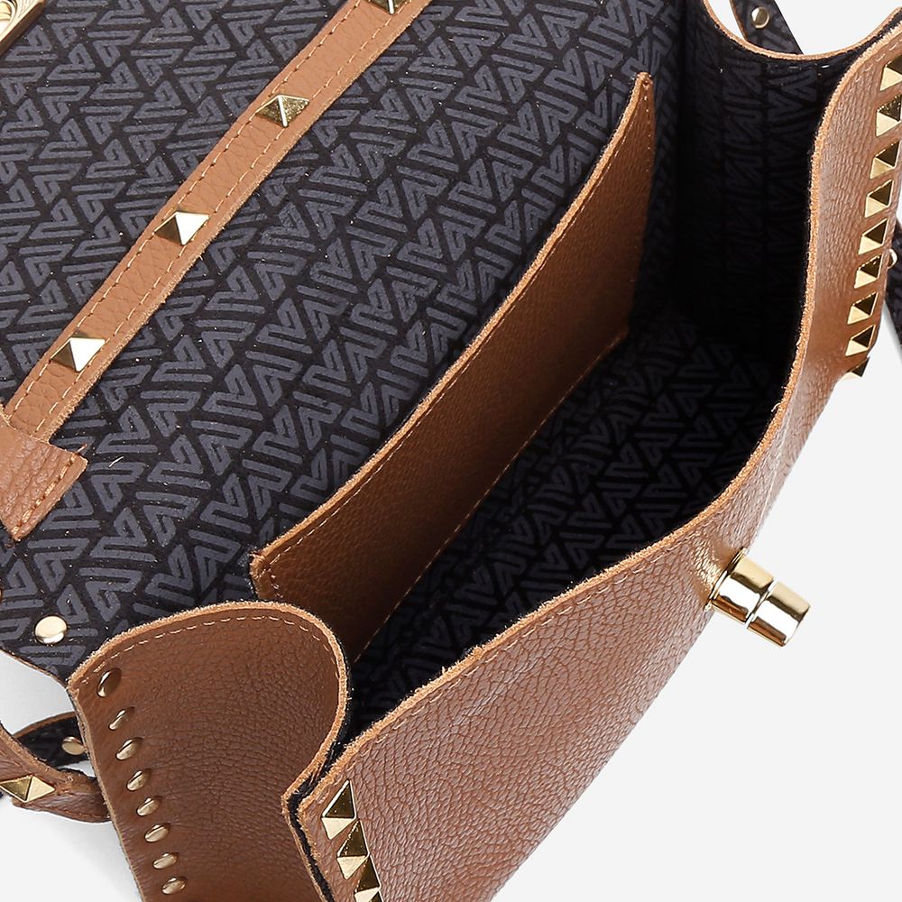 Bolsa Vittal Luxo em Couro Caramelo Rico acabamento de Metais