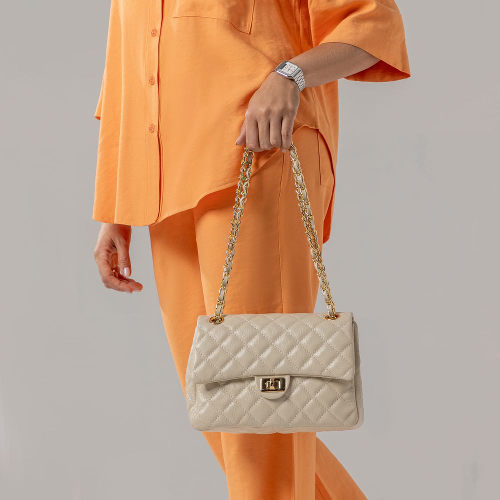 Bolsa Feminina de Couro Legítimo OffWhite Vittal Barbara Design Matelassê