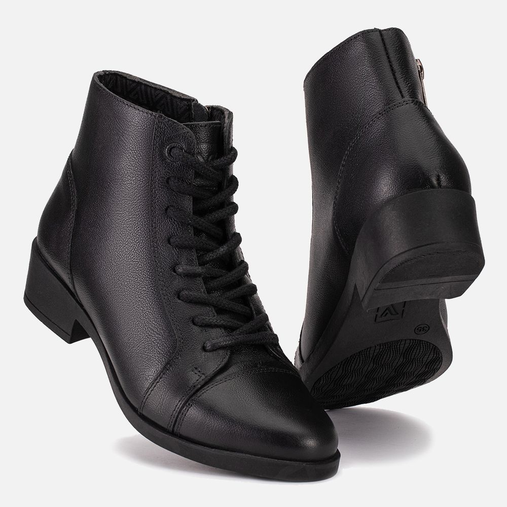 Bota Feminina Vittal Jenifer em Couro Legitimo Cano Curto Fechamento Cadarço