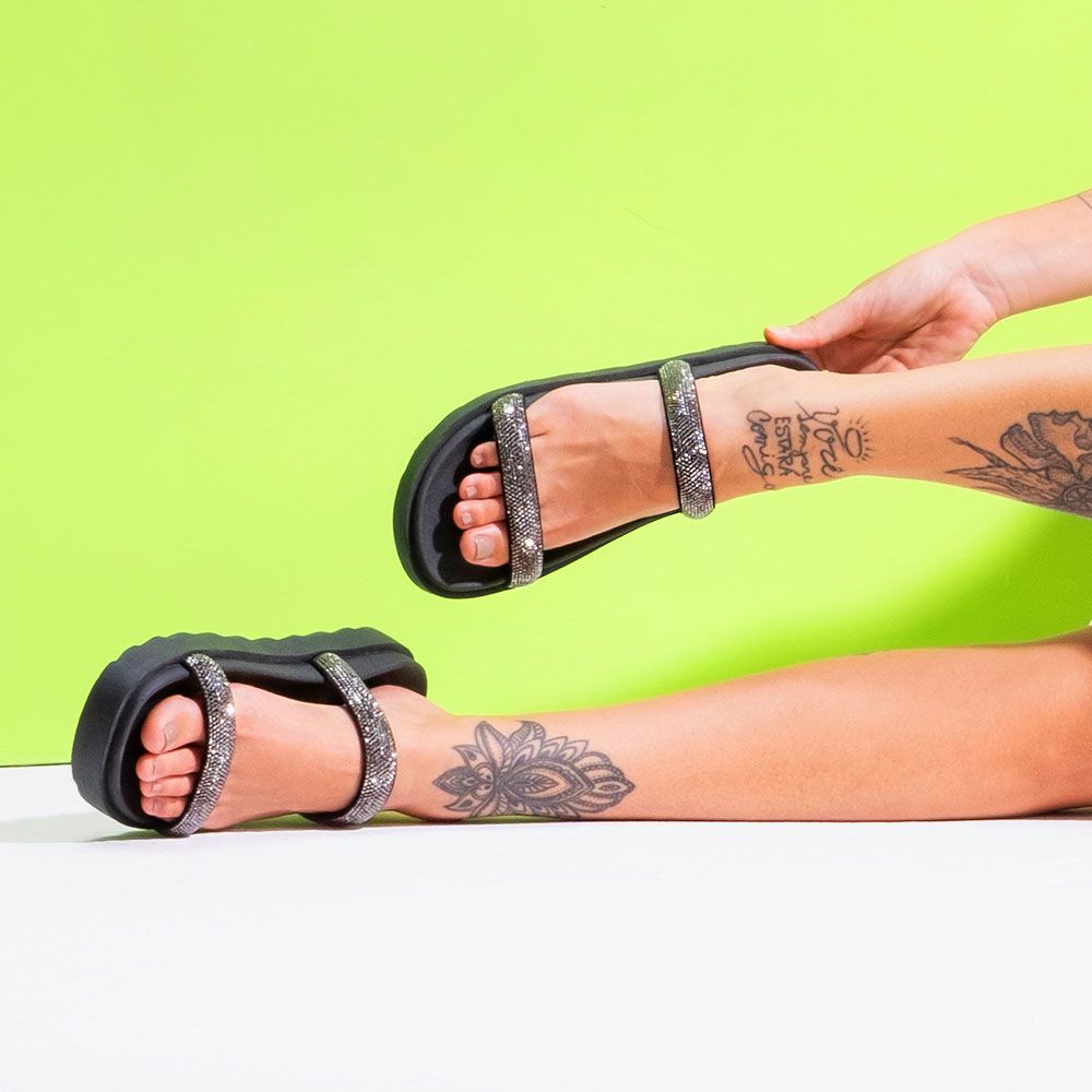 Papete Flat Feminina Marie Preta Com Strass Brilho Vittal 