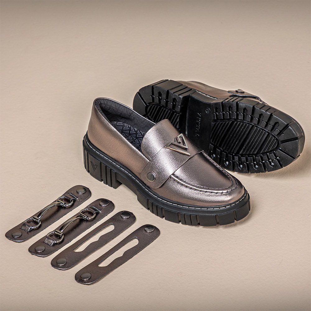 Mocassim Feminino Tratorado Couro Onix com 3 Fivelas Removíveis