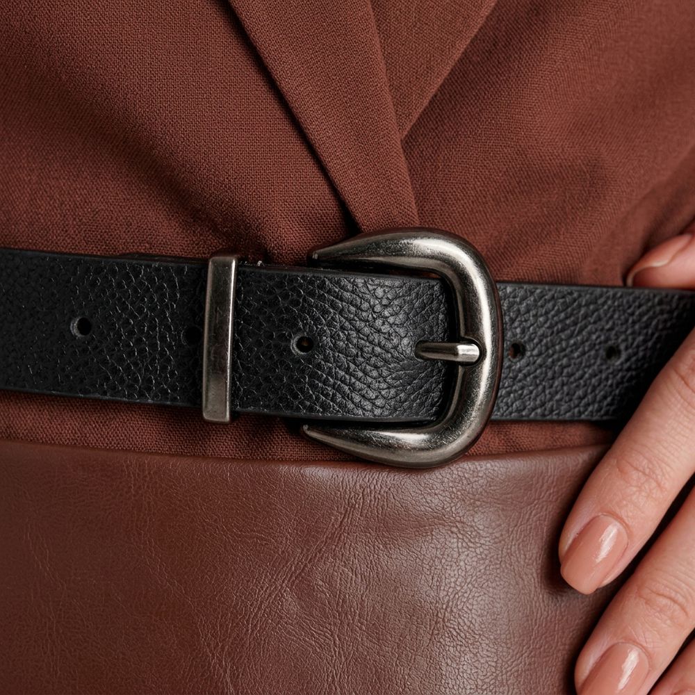 Cinto Feminino Vittal Gabi Couro Preto Fivela de Pino